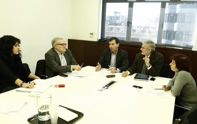 Tomás Gómez se reúne con representantes del Observatorio Madrileño de Salud