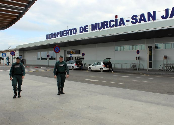 La Guardia Civil refuerza los servicios de vigilancia de infraestructuras 
