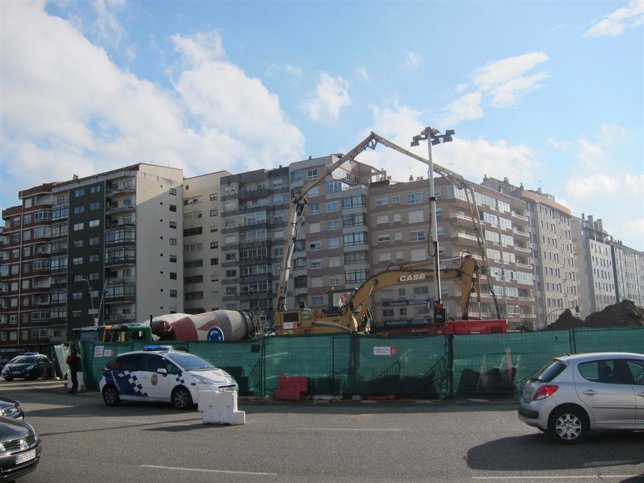 Obras en la rotonda de Coia en Vigo.