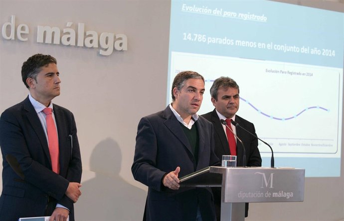 El presidente de la Diputación Elías Bendodo en rueda de prensa