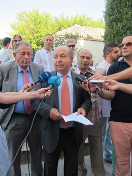 El alcalde de Granada, José Torres Hurtado