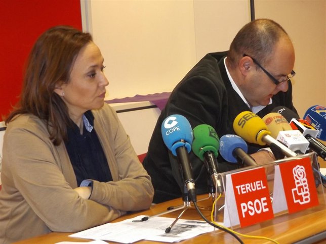 Los socialistas turolenses Maite Pérez y José Ramón Morro