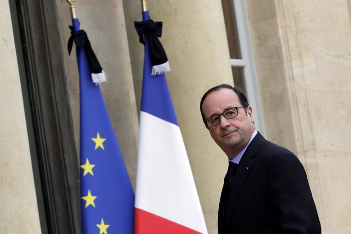 El presidente de Francia, François Hollande, entra en el Elíseo