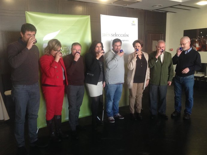 Cata concurso para la elección de los aceites Jaén Selección 2015