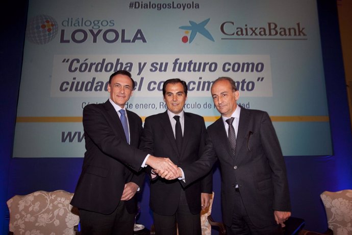 Gómez Villamandos, Nieto y Pérez Alcalá en el Foro Diálogo Loyola en Córdoba