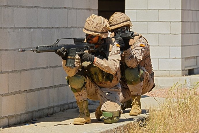 Soldados de la Brimz X en un ejercicio de adiestramiento