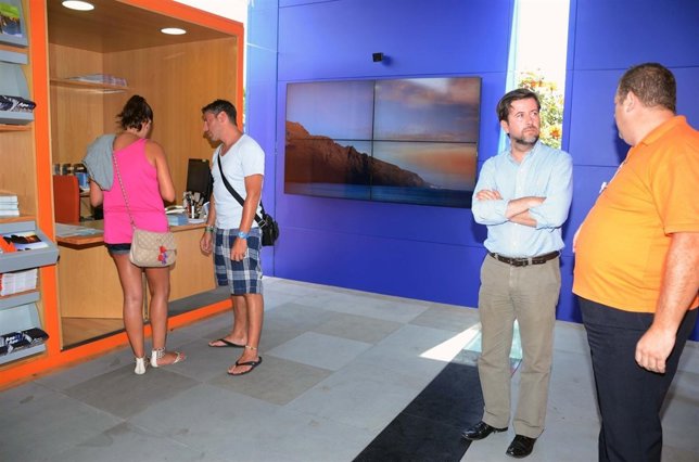 Oficina De Información Turística Del Aeropuerto Tenerife Sur 