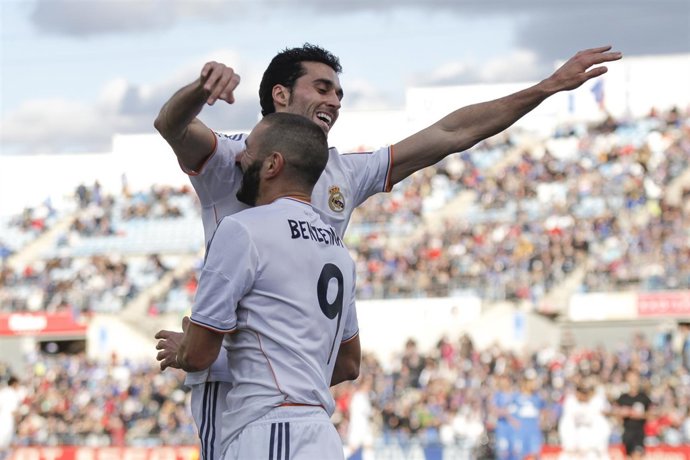 Karim Benzema y Álvaro Arbeloa en el encuentro frente al Getafe C.F.