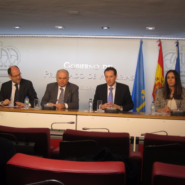Álvarez, Gotor, Martínez y Cueto en rueda de prensa 