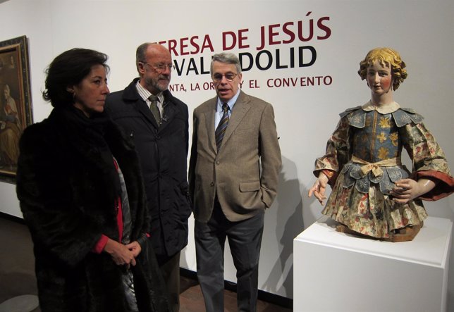 Mercedes Cantalapiedra, Javier León de la Riva y Jesús Urrea en la muestra