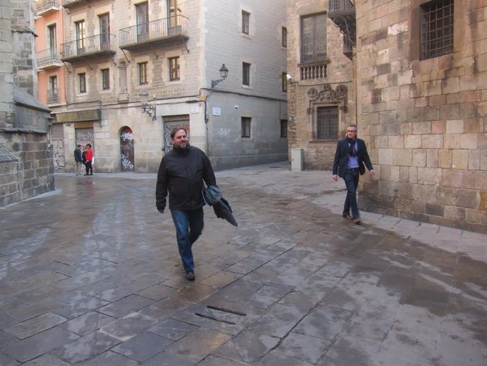 Oriol Junqueras (ERC), antes de reunirse con el presidente Artur Mas