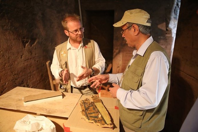 El profesor de la UJA Alejandro Jiménez (i), durante la campaña del pasado año.