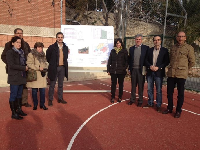 Fwd: 140115 NP+Audios+Foto Ayto. Sobre Ampliación Aparcamiento La Merced