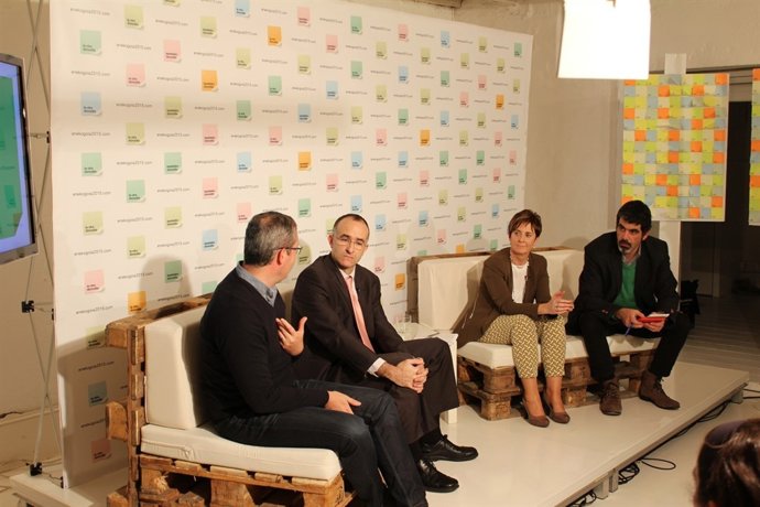 Olano, Tapia y Goia en una jornada en Ideiagune