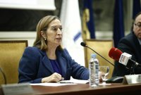 Ana Pastor no veu "seriós" l'avançament electoral de Mas i diu que Catalunya necessita estabilitat