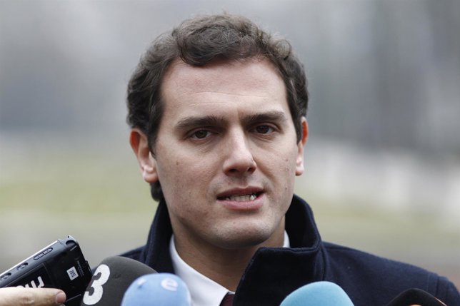 Rueda de prensa de Albert Rivera en el Parque del Retiro