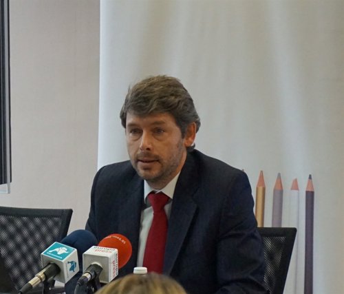 Miguel Vázque durante la presentación 