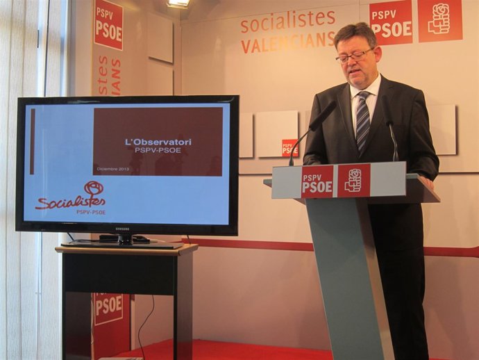 Ximo Puig durante la rueda de prensa 