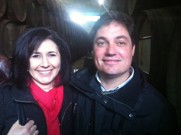 Barrera (dcha.) y  la nueva vicepresidenta de Ecovalia