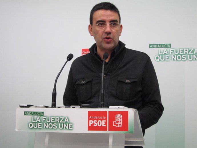 El portavoz del PSOE-A en el Parlamento andaluz, Mario Jiménez