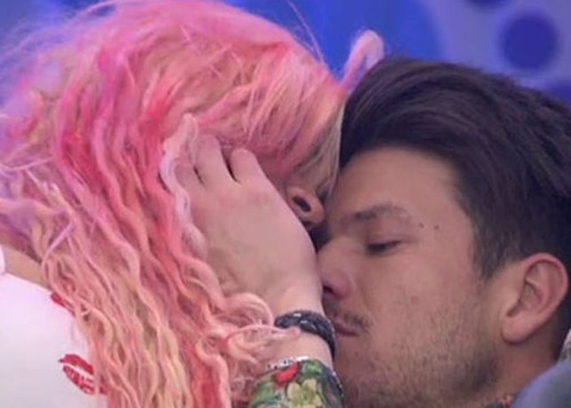 Ylenia y Fede: el primer 'edredoning' de Gran Hermano Vip