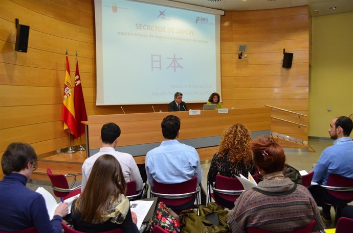 'Los Martes Del Comercio Exterior'