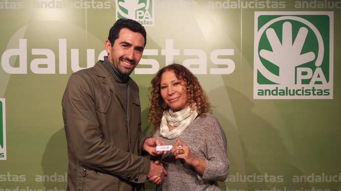 Pilar Távora con los trabajadores de horno San Buenaventura