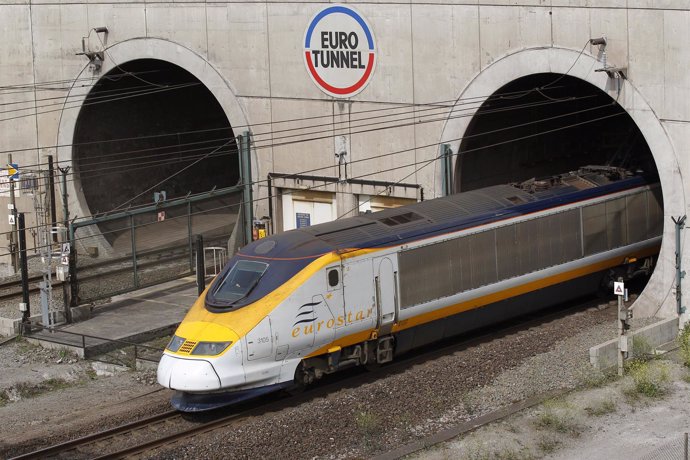 Eurostar, tren de alta velocidad que une Francia y Bélgica con Reino Unido 
