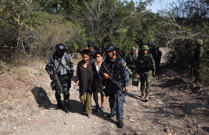 Cinco personas rescatadas en Guerrero, México