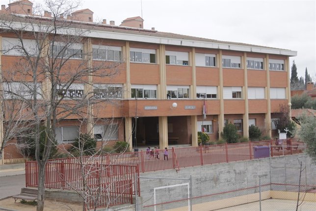 COLEGIO, ALUMNOS, EDUCACIÓN