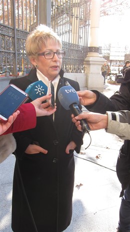 La consejera de Agricultura, Pesca y Desarrollo Rural, Elena Víboras