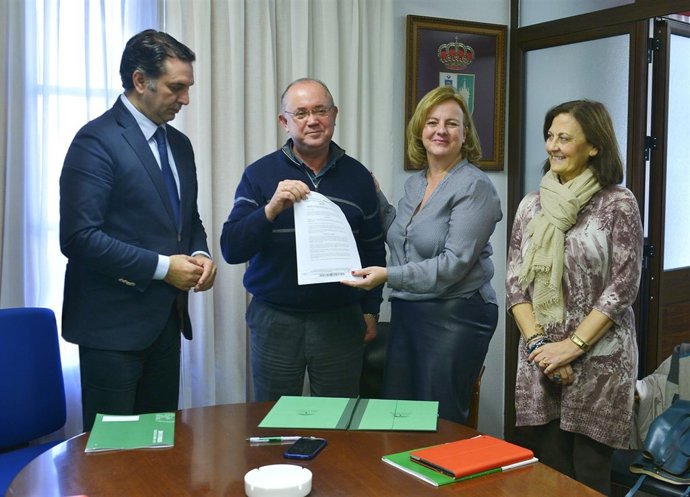 Entega del incentivo de eficiencia energética en Gines                 