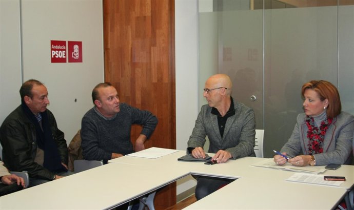 Hurtado y Durán (dcha.), reunidos con los trabajadores