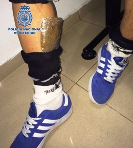 Detenido en Melilla con tabletas de hachís ocultas debajo del pantalón