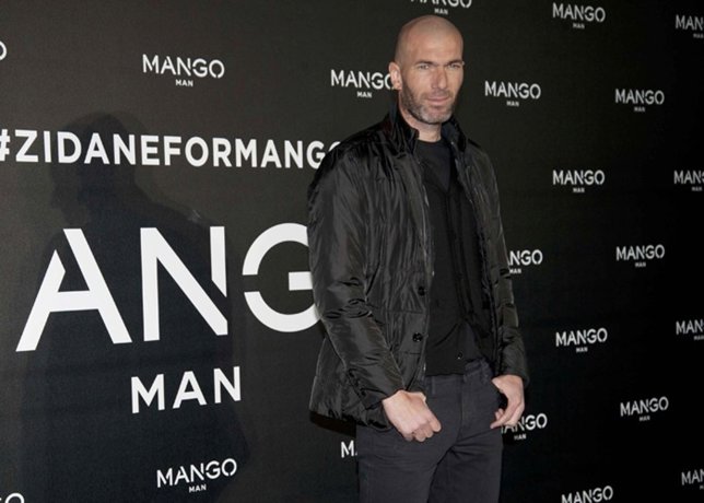 Zidane le quita el puesto a Andrés velencoso para mango 