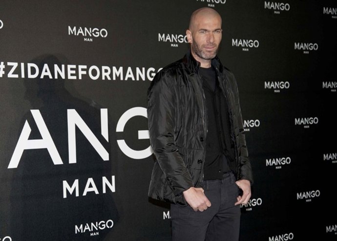 Zidane le quita el puesto a Andrés velencoso para mango 