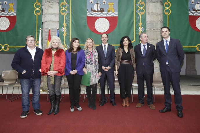 Firma del Pacto por la Sanidad en el Parlamento