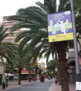 Carteles de bienvenida a los atletas