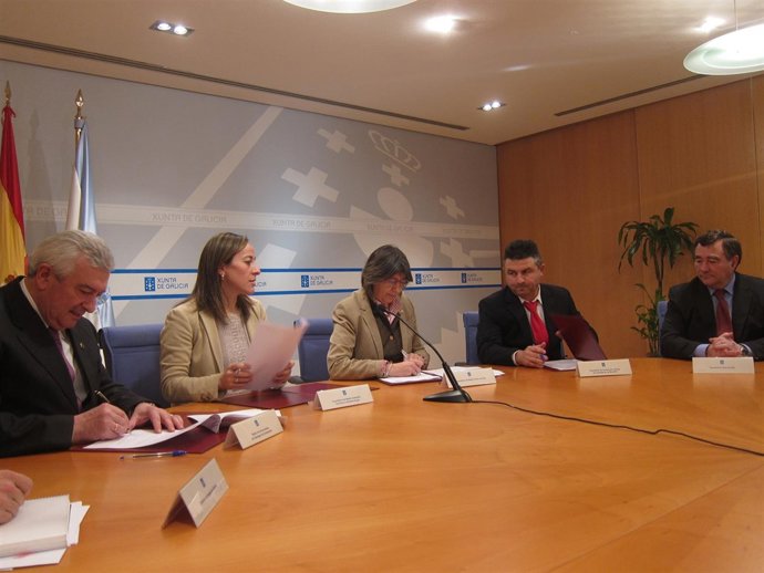 Xunta, USC y cocederos de mejillón firman un acuerdo