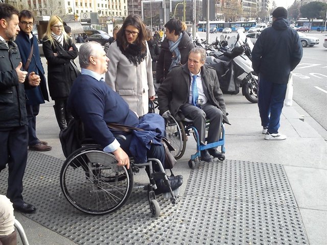 Va Al Ruedas Es En Silla Denuncia Que Carmona Centro De Y tdshQr