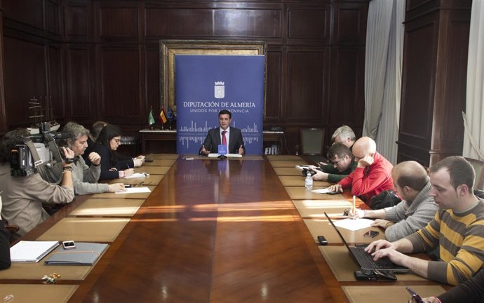 El vicepresidente de la Diputación presenta las actividades de Fitur