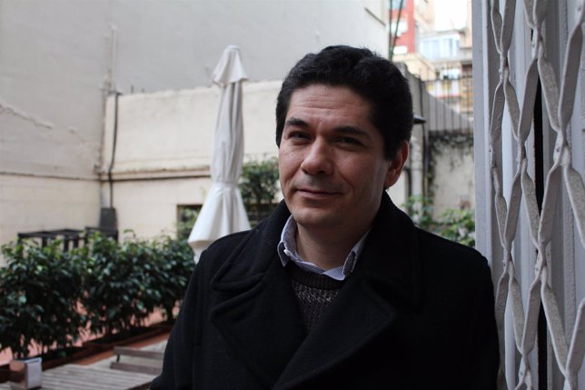 El autor Juan Pablo Villalobos