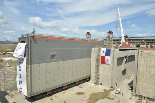 Primera compuerta del Pacífico del Canal de Panamá