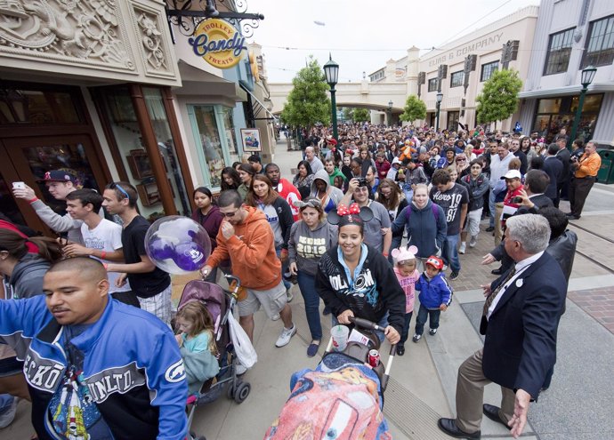 Más de 20 personas contagiadas de sarampión en Disneylandia