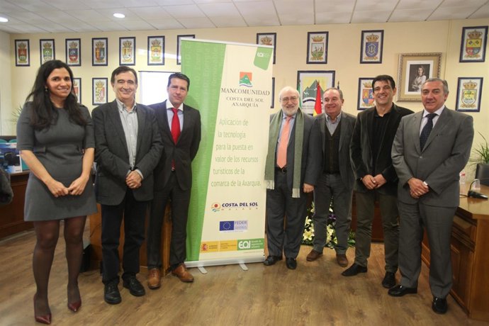 Presentación de plan EOI mancomunidad axarquía