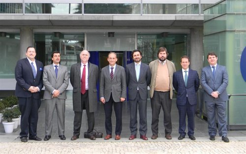 Responsables de la Universidad Loyola Andalucía y de Indra