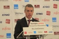 Urkullu ve interesante un debate sobre la monarquía porque vive un "profundo cuestionamiento"