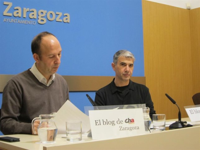 El concejal de CHA, Carmelo Asensio, y el portavoz, Juan Martín