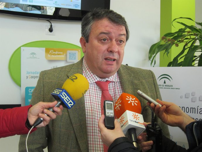 El delegado de Empleo en Huelva, Eduardo Muñoz. 