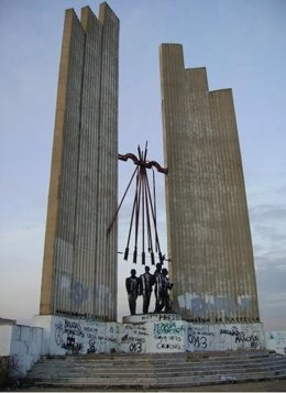 Monumento A Onésimo Redondo En Valladolid